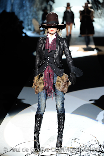 DSQUARED FALL/WINTER 2011-12 DSQUARED FALL/WINTER 2011-12
