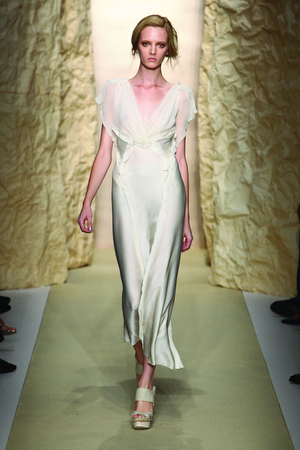 donna-karan-ss2011-2 donna-karan-ss2011-2