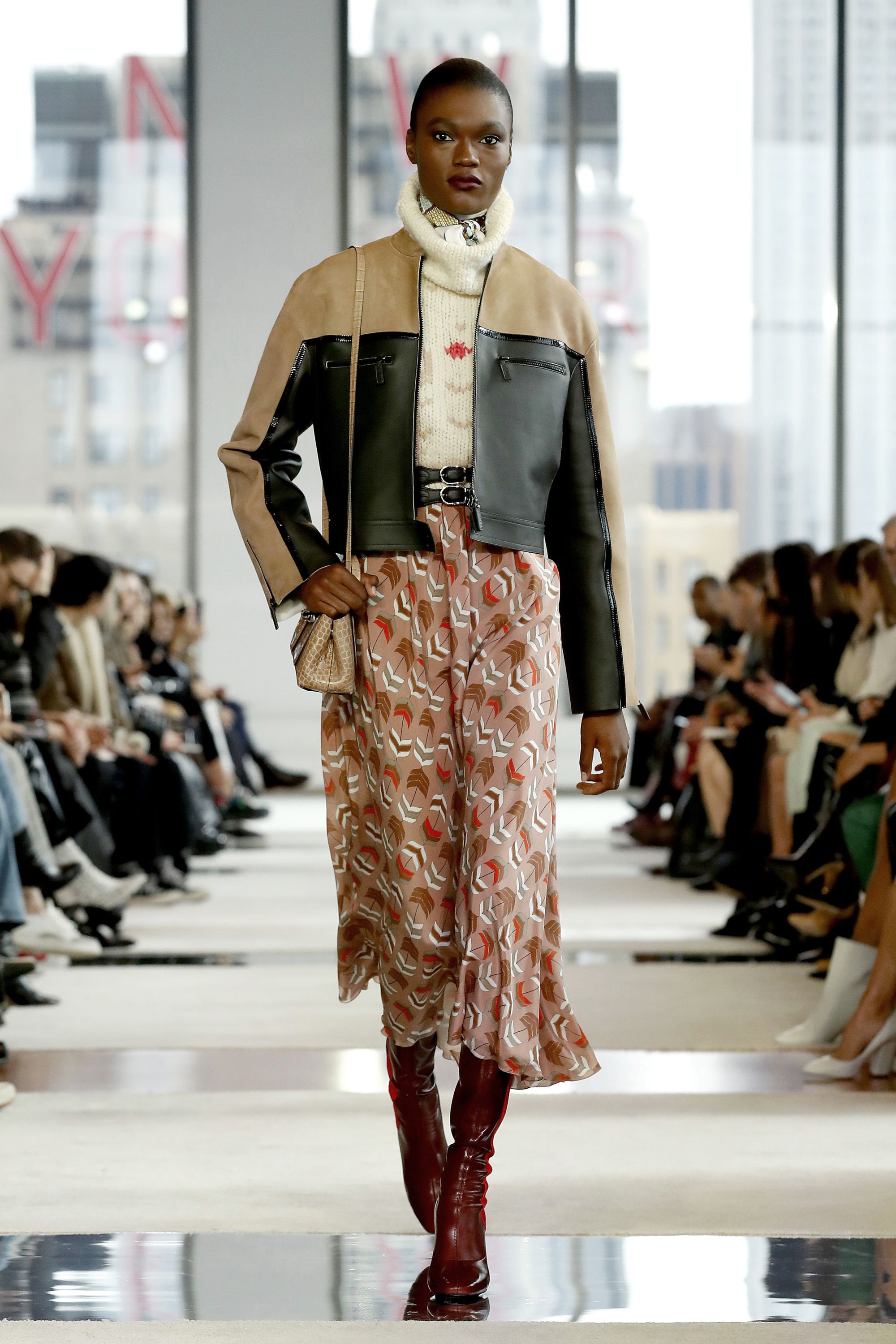 Longchamp FW20 Runway Show Longchamp FW20 Runway Show