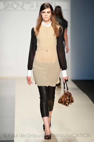 Simonetta Ravizza - Ph D. Munegato / Paul de Grauve Communication Simonetta Ravizza - Ph D. Munegato / Paul de Grauve Communication