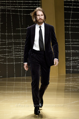 Dalla California il protagonista dello spot Ermenegildo Zegna, è Ryan Burns