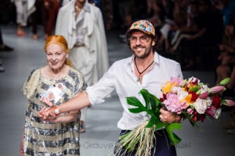 “Fermiamo lo scempio indiano” urla la collezione uomo p/e 2014 della Westwood (VIDEO)