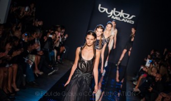 La donna Byblos P/E 2014: forte e fragile come una farfalla (VIDEO)