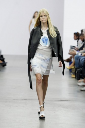 Alexis Martial presenta per Iceberg, la collezione donna s/s 2014 (VIDEO)