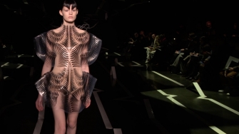 IRIS VAN HERPEN , FUTURISTIC COUTURE