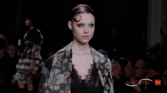 Dancer or botanist? It’s the ANTONIO MARRAS woman F/W 2017-18